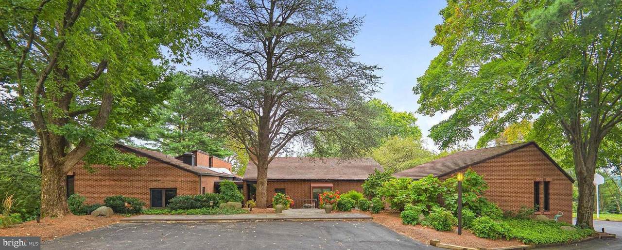 311 Lochview Terrace - Photo 1