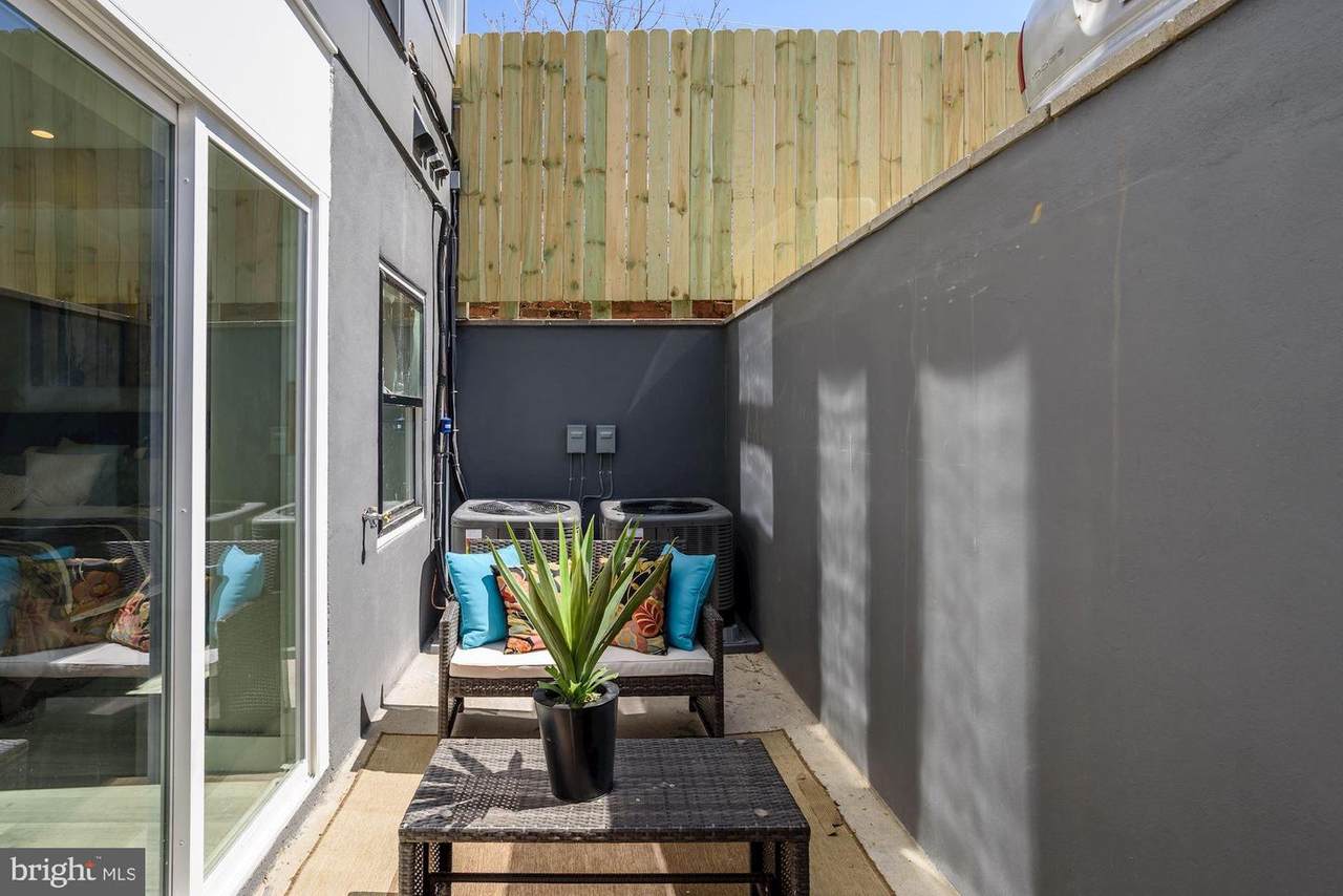 1356 Newton Street - Photo 1