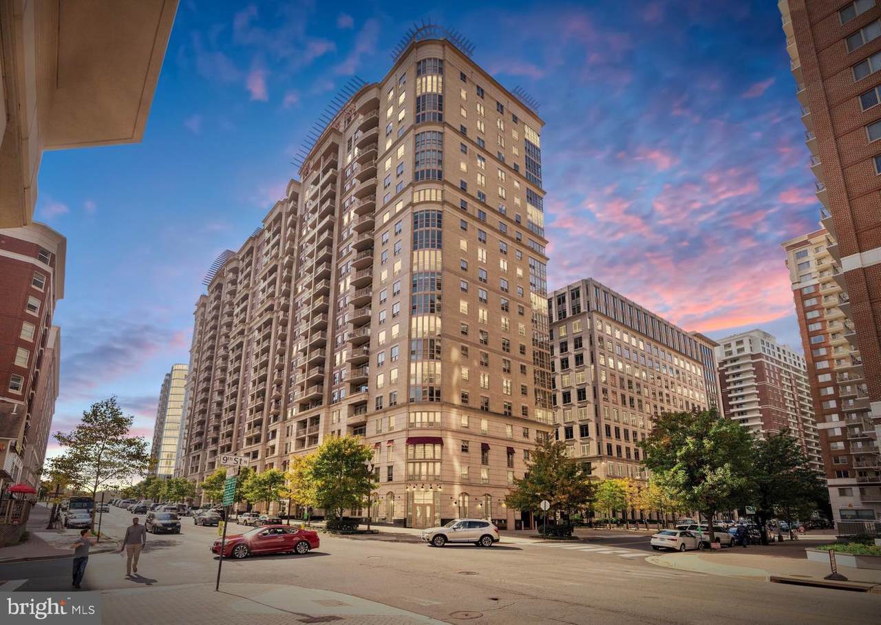 888 Quincy Street - Photo 1