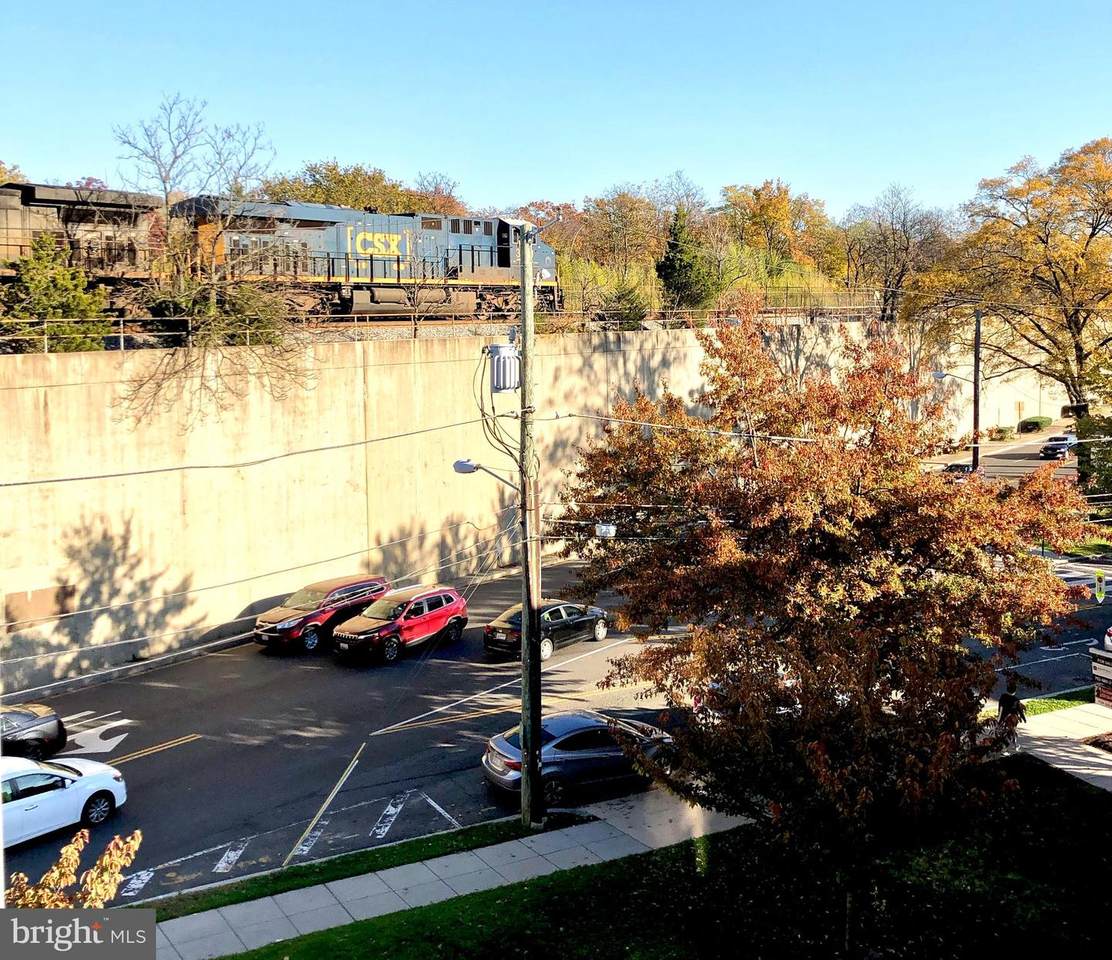 300 Aspen Street - Photo 1