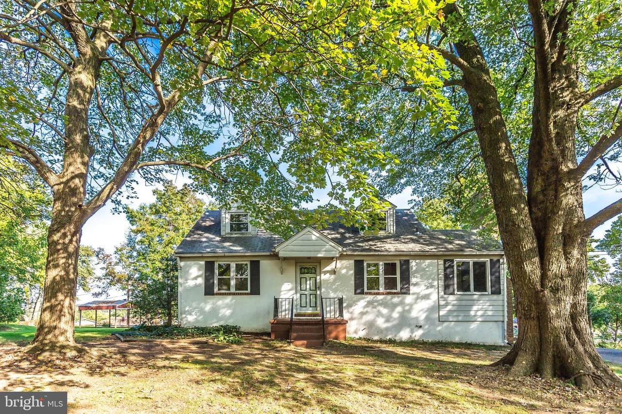 5403 Mccormick Avenue - Photo 1