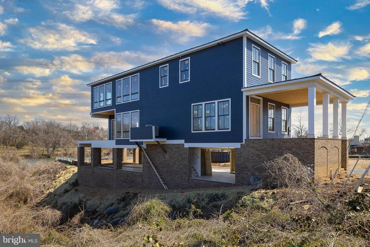 1119 Sophia Street - Photo 1