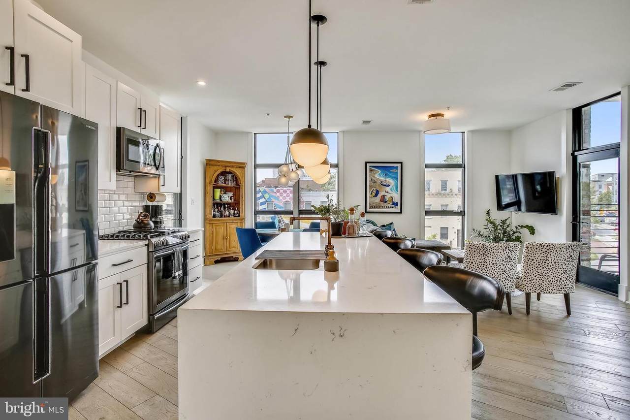 1402 H Street - Photo 1