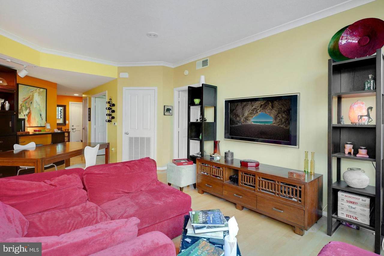 2220 Fairfax - Photo 1