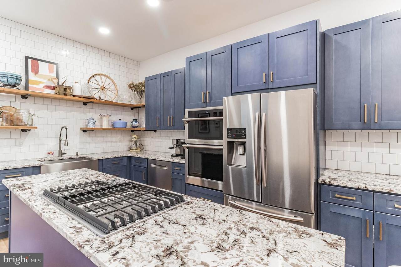 2323 18TH Street - Photo 1