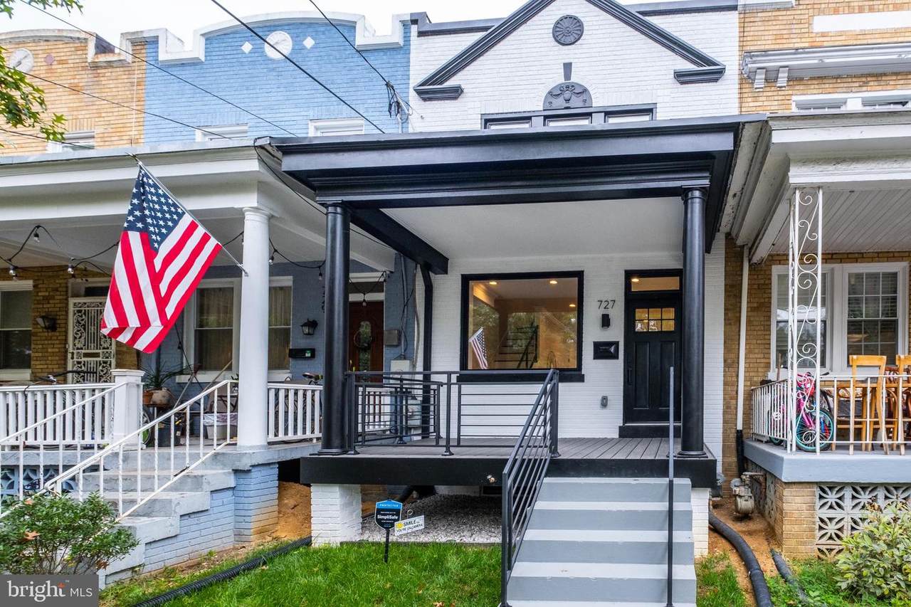 727 Hamilton Street - Photo 1