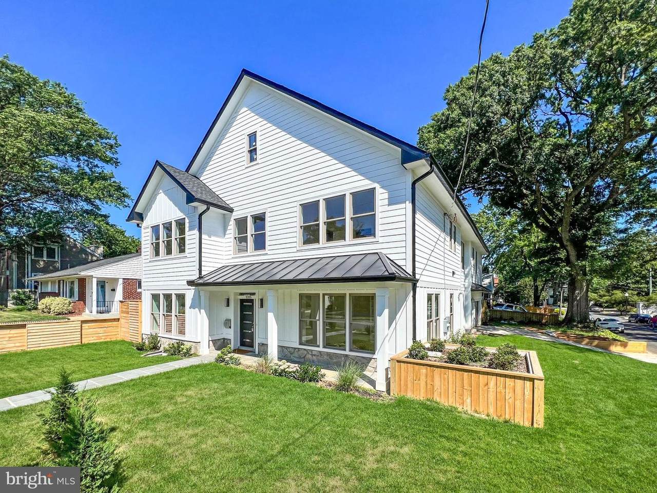 5205 Carlin Springs Road - Photo 1