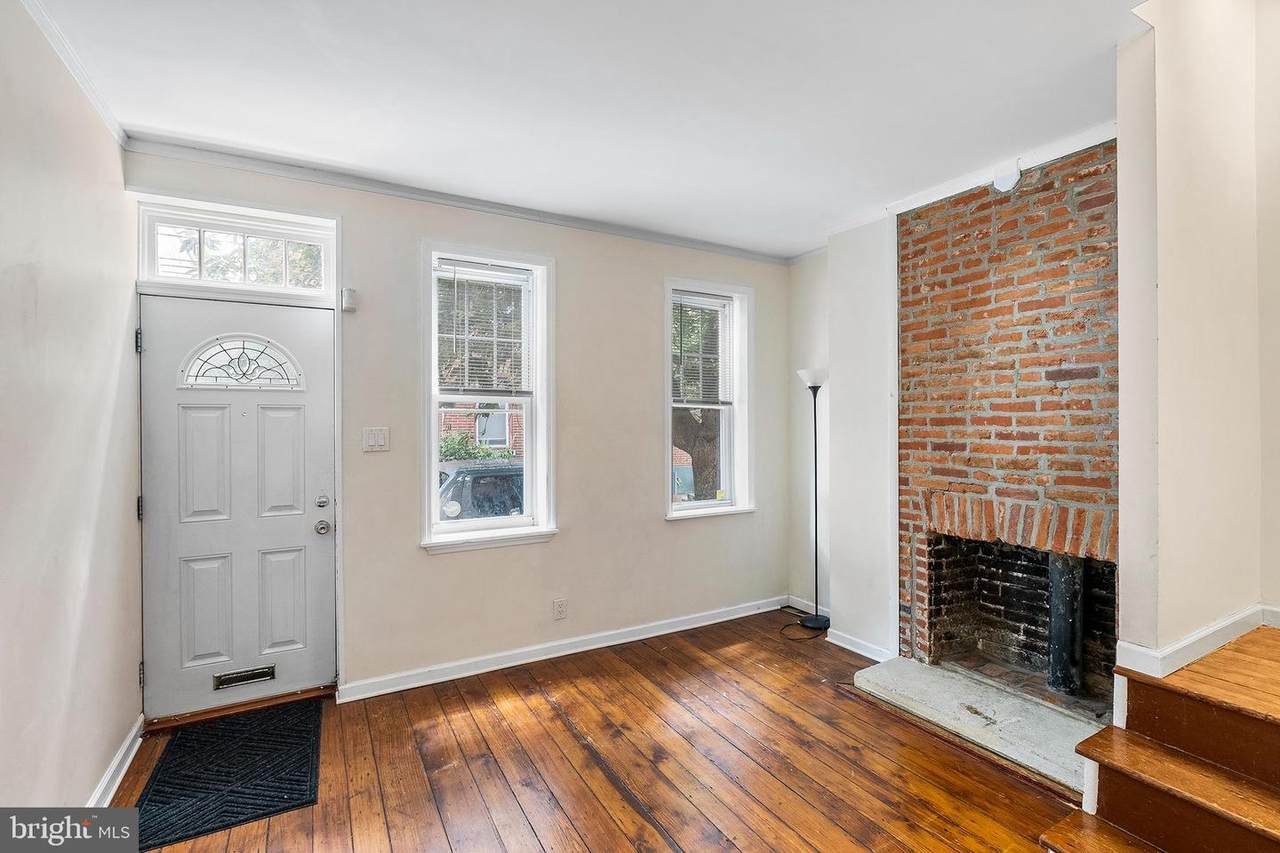 415 George Street - Photo 1