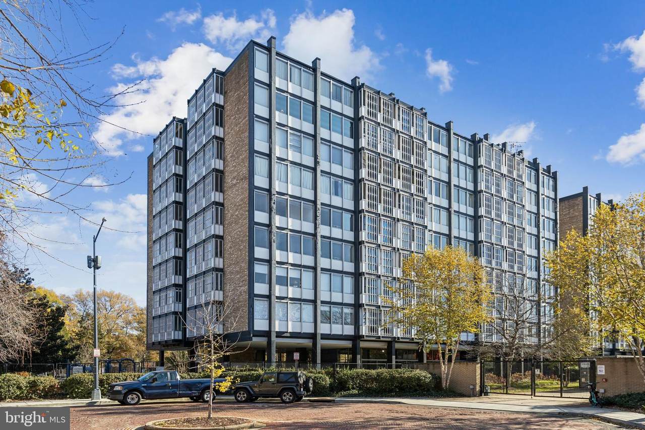 1301 Delaware Avenue - Photo 1