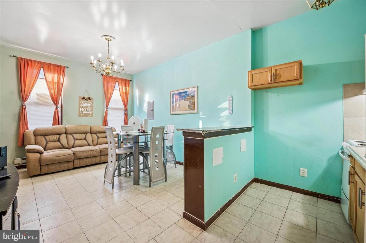 2241 8TH Street - Photo 1