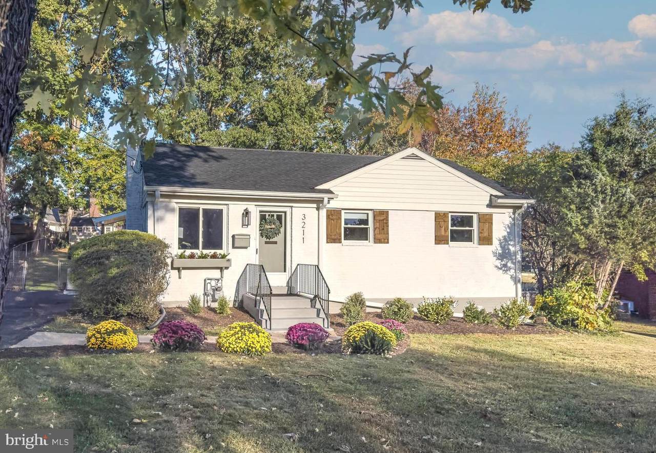 3211 Gary Court - Photo 1