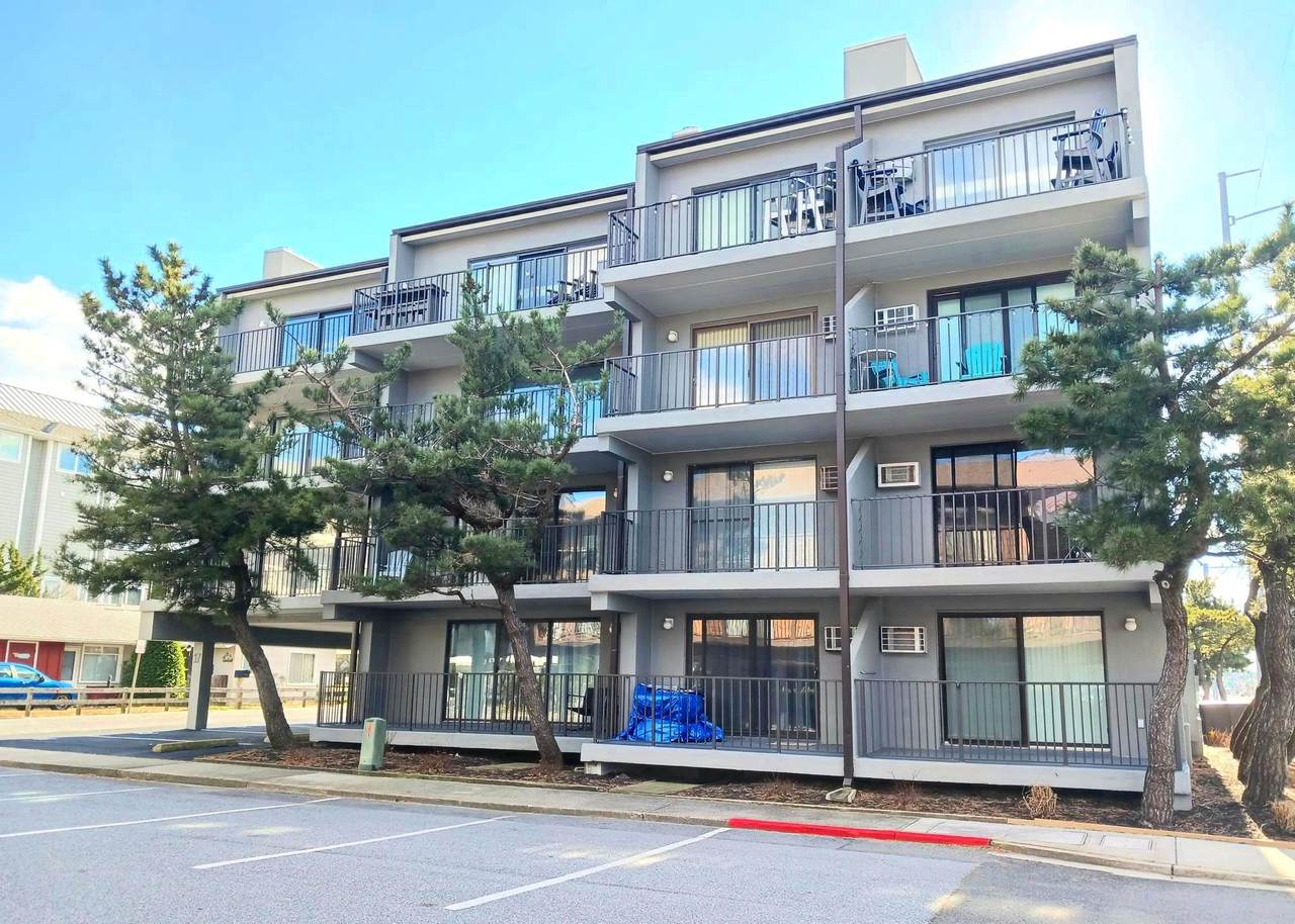 17 70TH Street - Photo 1