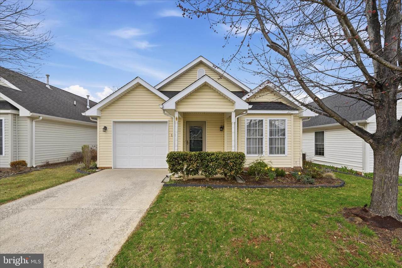 1851 Melvor Lane - Photo 1
