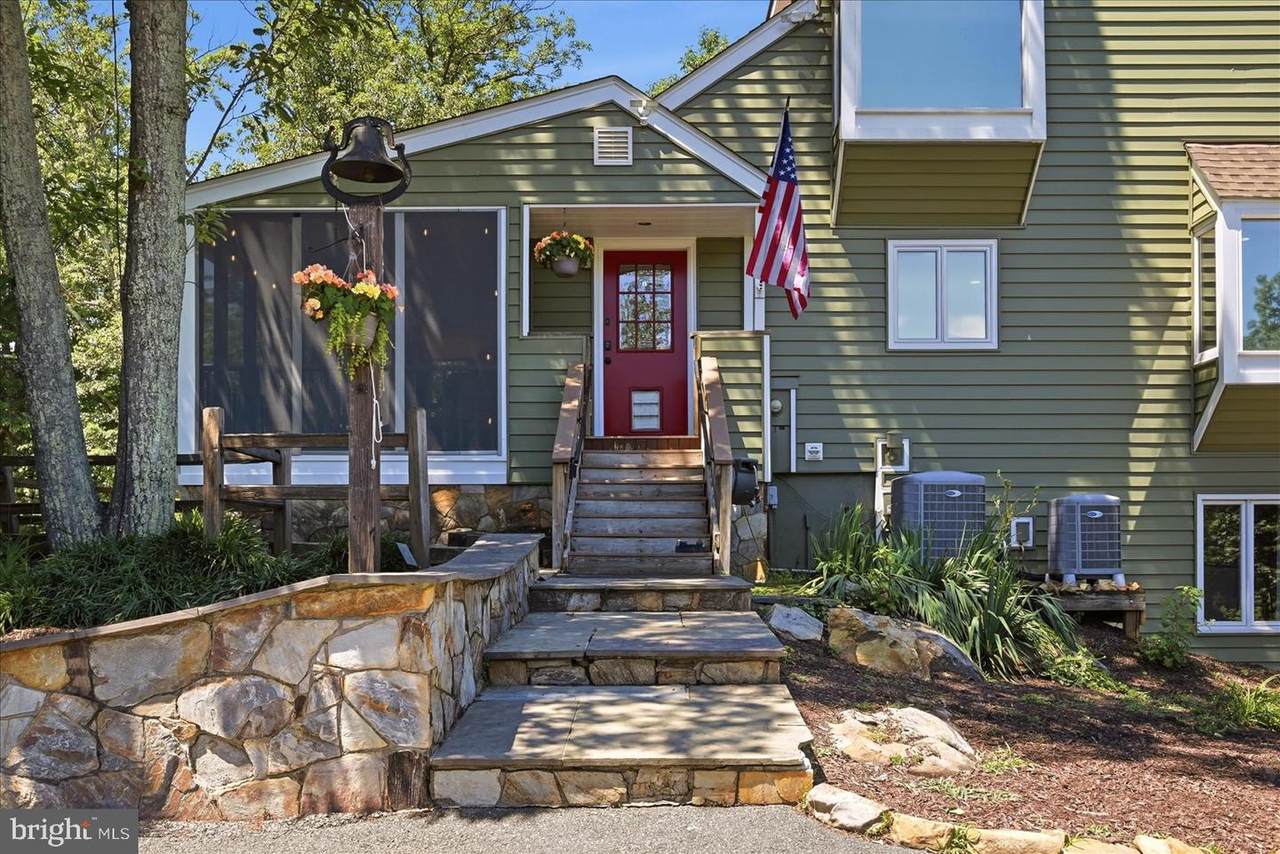 5221 Mountain View Drive - Photo 1