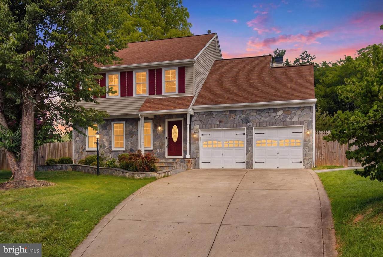 8209 Sunset Drive - Photo 1