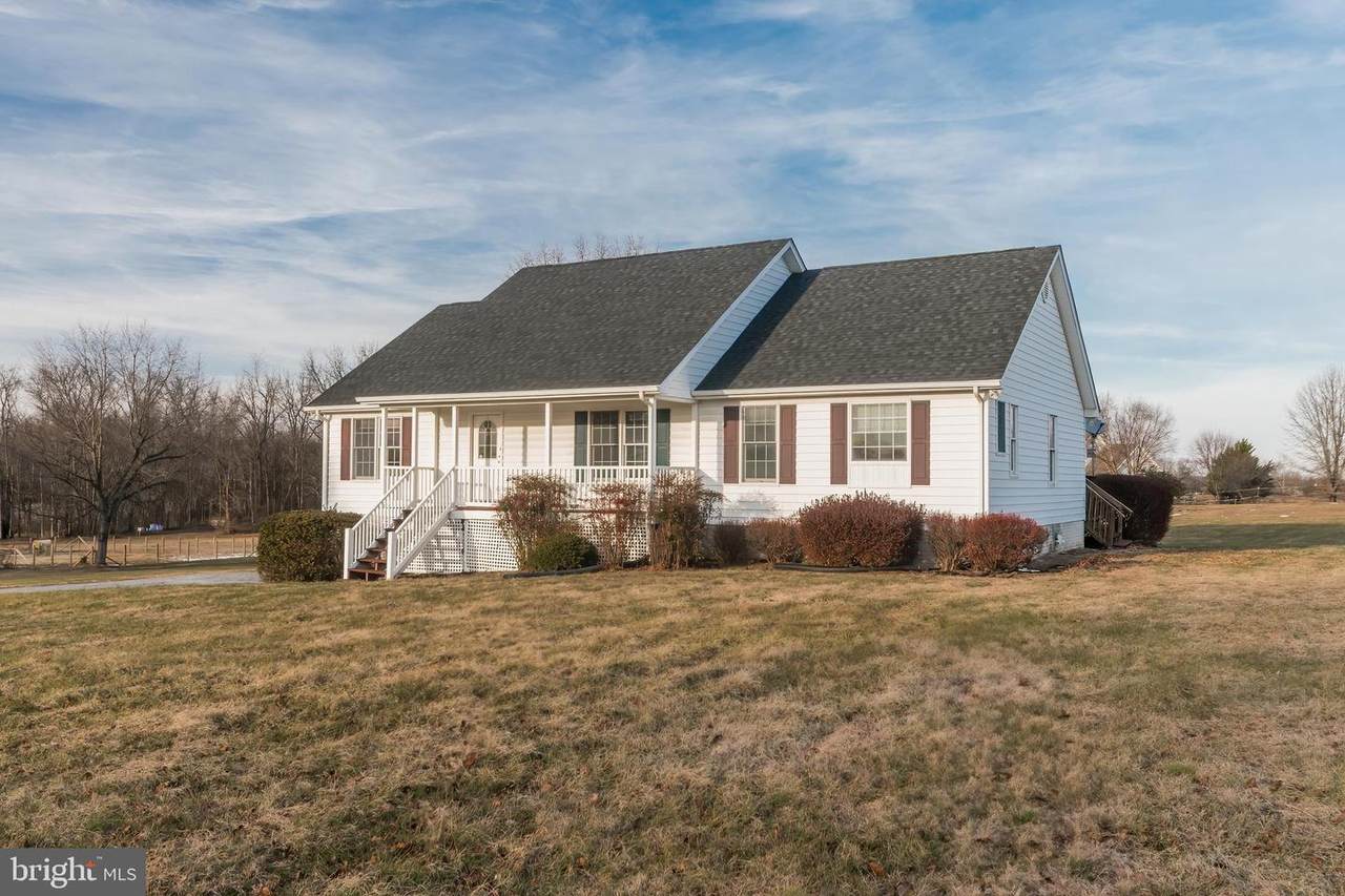 68 Grace Avenue - Photo 1