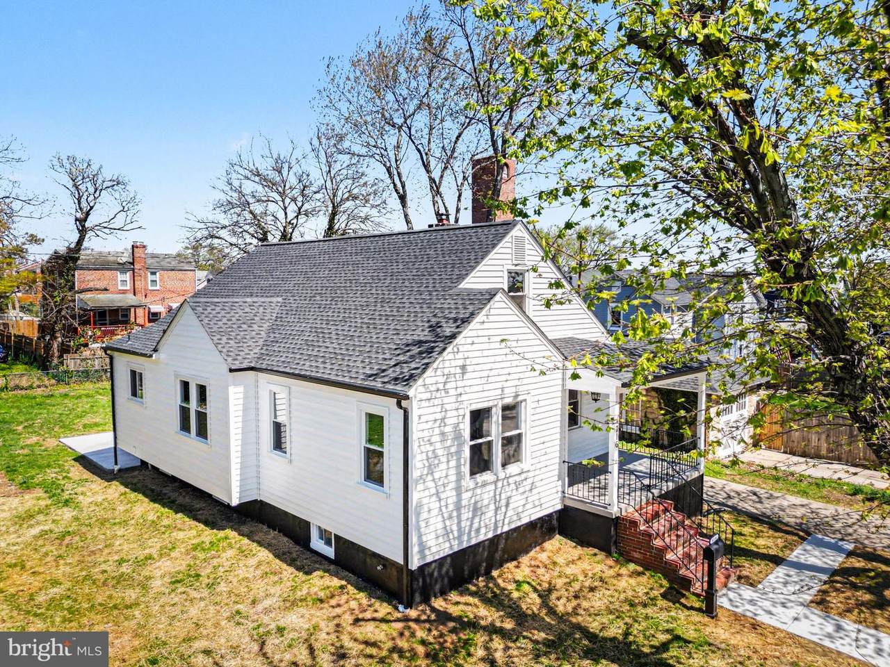 4716 Schley Avenue - Photo 1