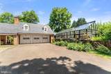 8457 Oaks Road - Photo 71