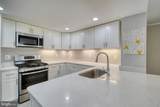 1011 Hollywood Avenue - Photo 5