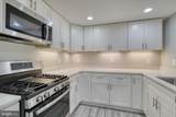 1011 Hollywood Avenue - Photo 7
