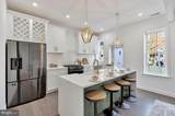25 Rhode Island Avenue - Photo 2