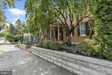 409 Queen Street - Photo 2