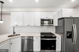 2442 Nicholas Street - Photo 4