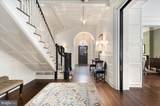 1823 Phelps Place - Photo 7