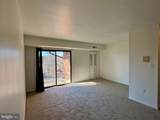 10 Harlech Hall - Photo 6