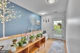 14331 Calvert Street - Photo 17