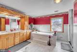 1473 Windsor Castle Road - Photo 32