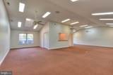 17503 Nassau Commons Boulevard - Photo 15