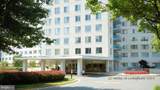 10201 Grosvenor Place - Photo 10