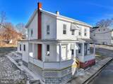 562 Race Street - Photo 1