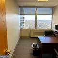 7910 Woodmont Avenue - Photo 8