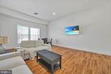 31 Spruce Street - Photo 4