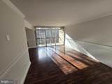 1658 Parkcrest Circle - Photo 2