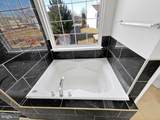 952 Devonshire Circle - Photo 13