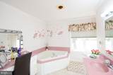 9 Holly Terrace - Photo 33