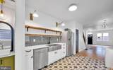 528 Spruce Street - Photo 8