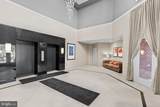 1645 International - Photo 4