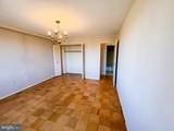 10201 Grosvenor Place - Photo 19