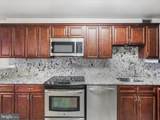 309 Yoakum Parkway - Photo 15