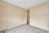 20C Frieden Manor - Photo 17