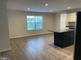 395 Shorewood Dr - Photo 3