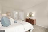 2555 Pennsylvania Avenue - Photo 37