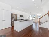400 Waverley Drive - Photo 10