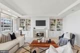 202-10 Rittenhouse Square - Photo 4