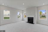 62 Peters Avenue - Photo 15