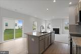 62 Peters Avenue - Photo 3